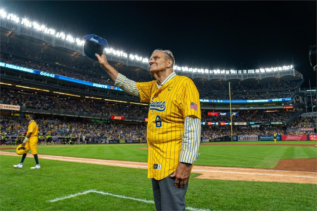 棒球/邊打球邊唱歌熱舞翻觔斗 香蕉隊超娛樂化內容席捲美國掀棒球革命