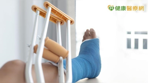 40歲男6成皮膚燒燙傷命危!「雙療法」成功搶回一命