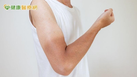 擦防曬乳還是照樣變黑？營養師：「熱」也會讓人變黑！