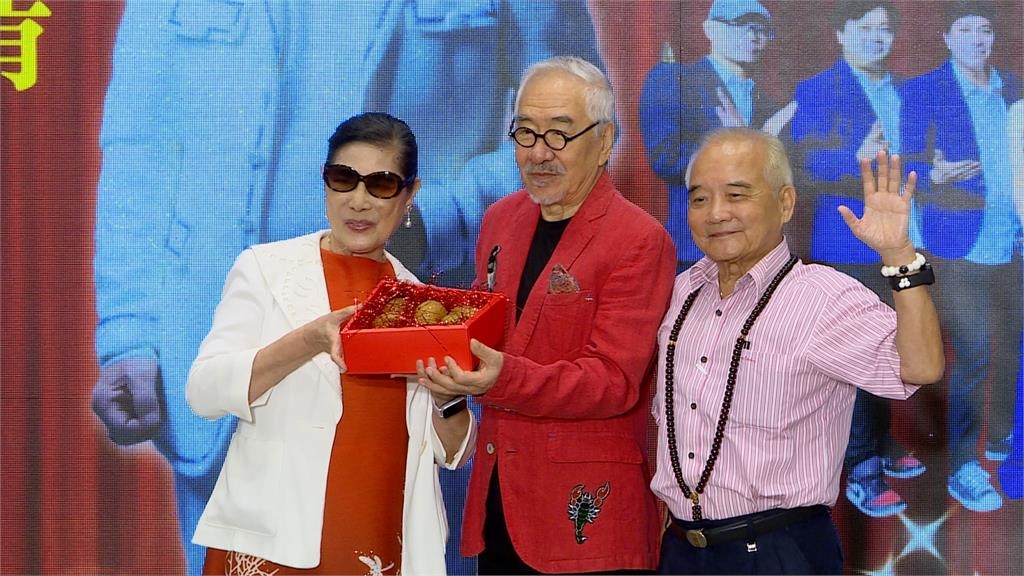 「痛苦歌王」孫情爆離婚淨身出戶　忠孝東路13棟房產全給前妻