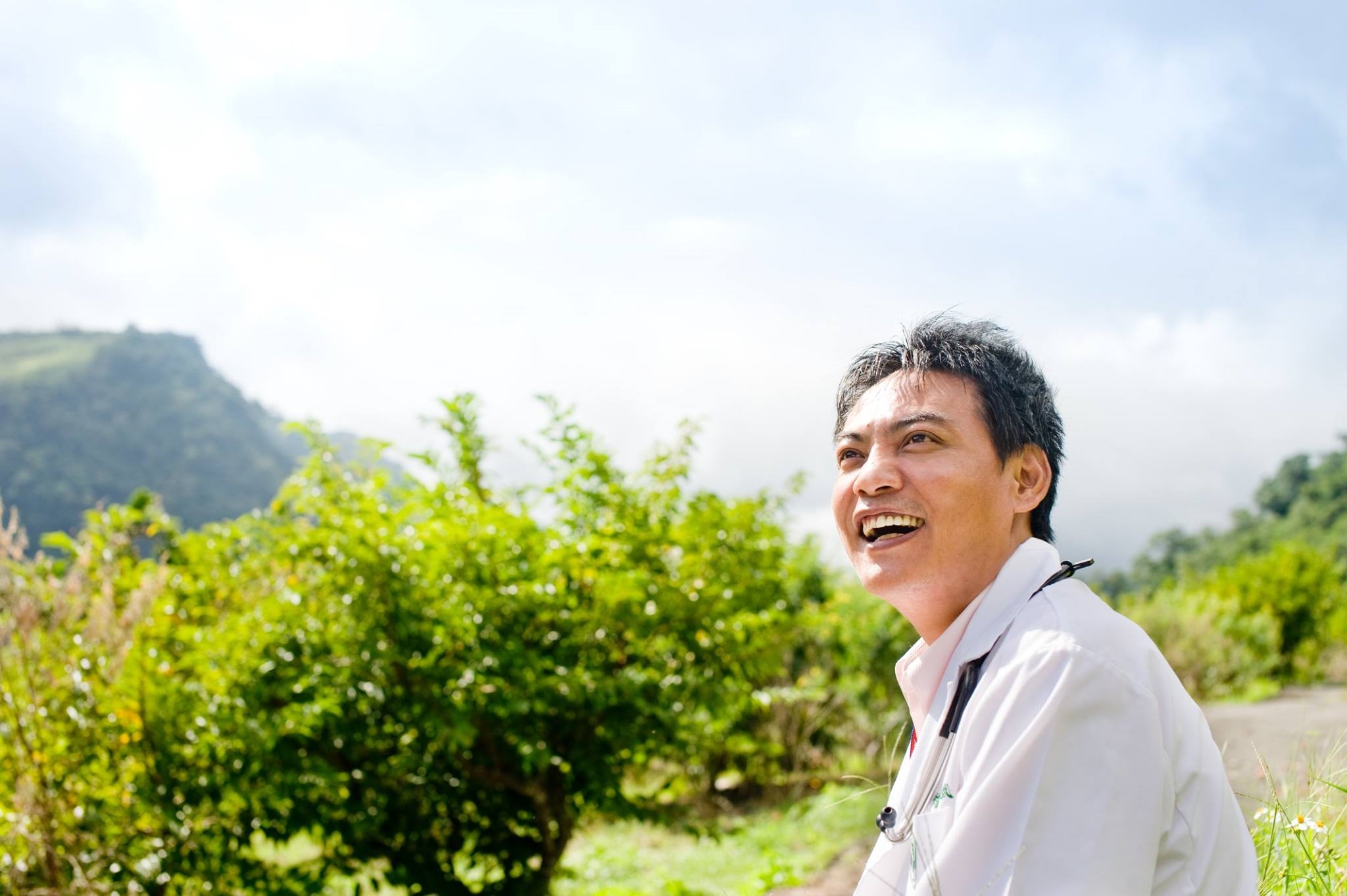 「超人醫生」徐超斌逝世 從腦出血到罹癌、復發 仍掛心偏鄉病友、奔走南迴