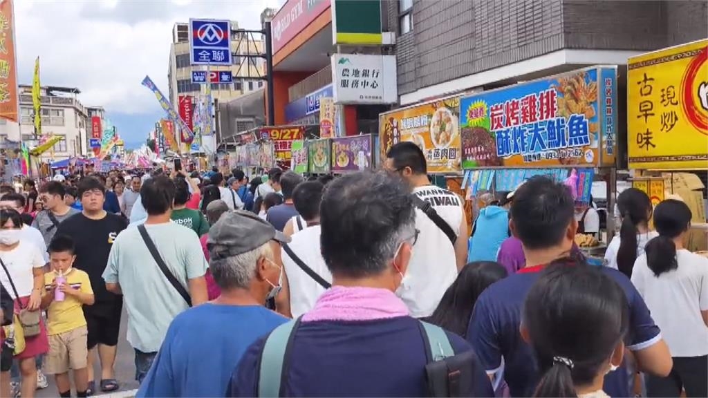 鬼月限定版！　苑裡鬼門關夜市　天未暗人潮已塞爆