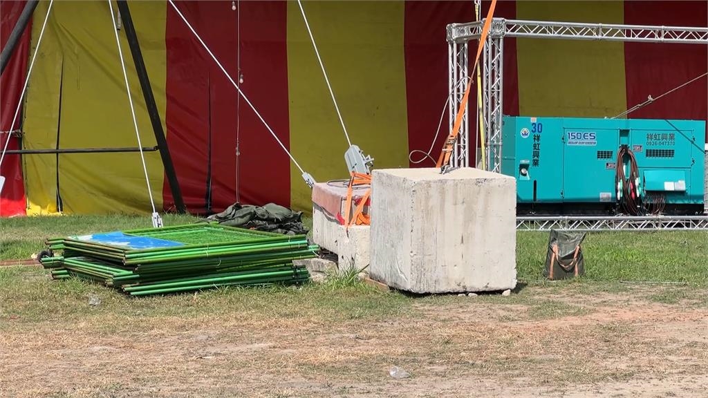 強颱樺加沙來勢洶洶 墾丁南灣沙灘拉起封鎖線