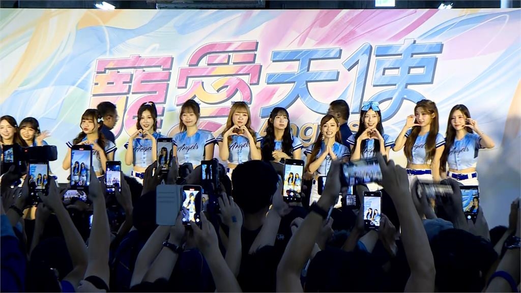 富邦悍將「寵愛天使」壓軸場　李珠珢.南珉貞見面會夯爆