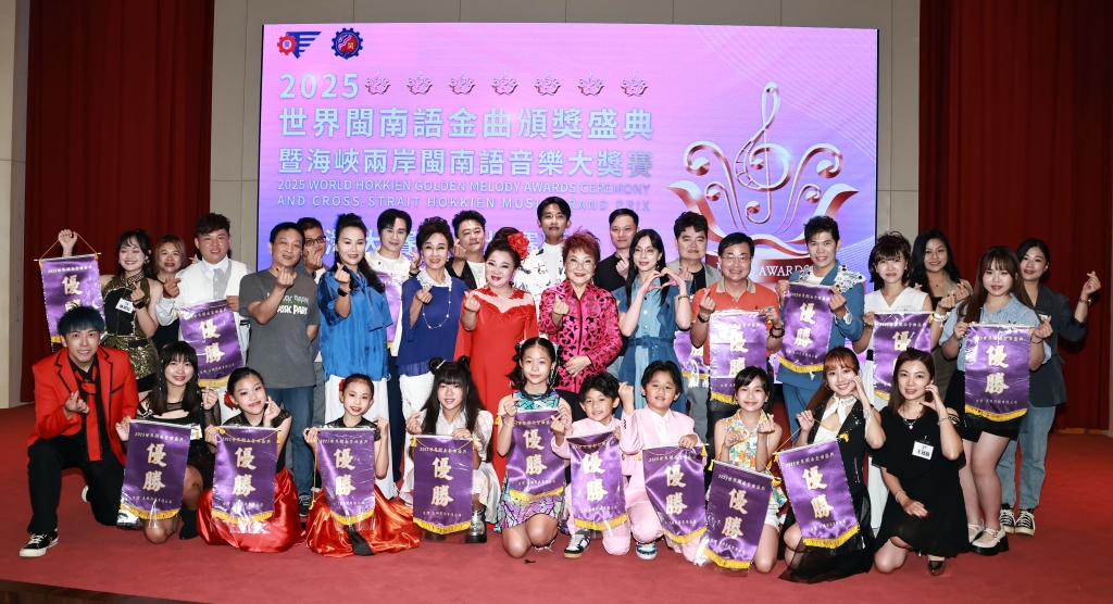 4歲選手高歌贏掌聲！白冰冰感動親送紅包 再曝海外比賽計畫