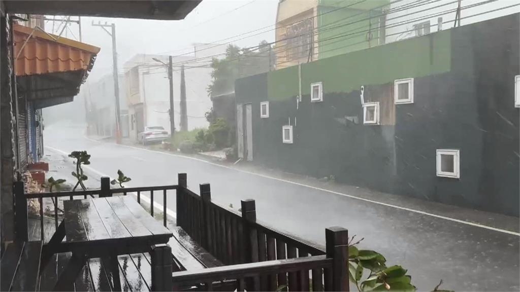 樺加沙暴風圈掃東、南部 墾丁坪頂社區停電1小時