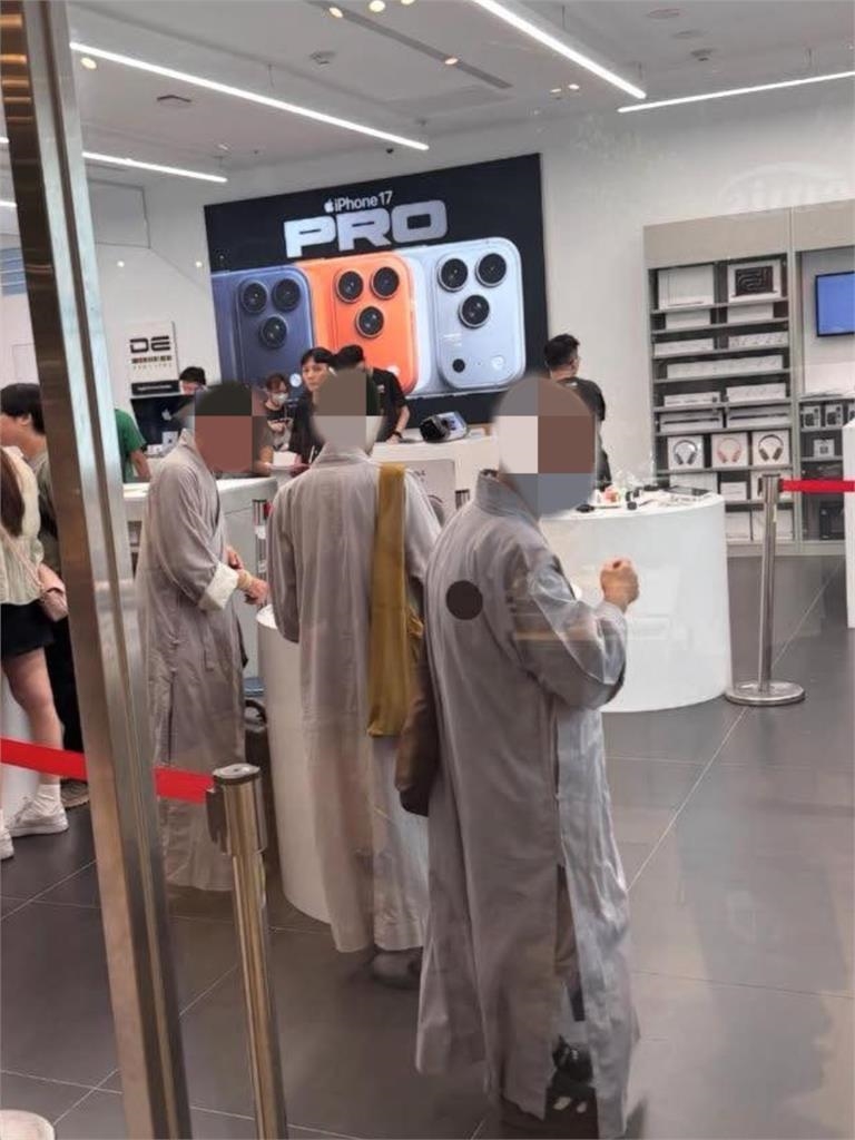 iPhone 17首賣「出家人也來搶」！排隊畫面瘋傳惹外媒關注：Pro渡眾生