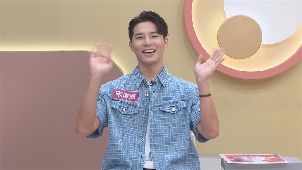 《姊妹亮起來》啦啦隊宜芳前男友阿嬤算命她「生大病」被分手!過得順風順水打破迷信