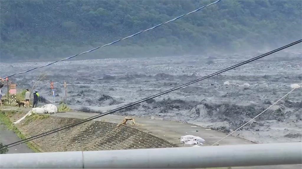 花蓮堰塞湖溢流釀死傷！王心凌心疼喊「希望陪大家面對」急捐100萬賑災