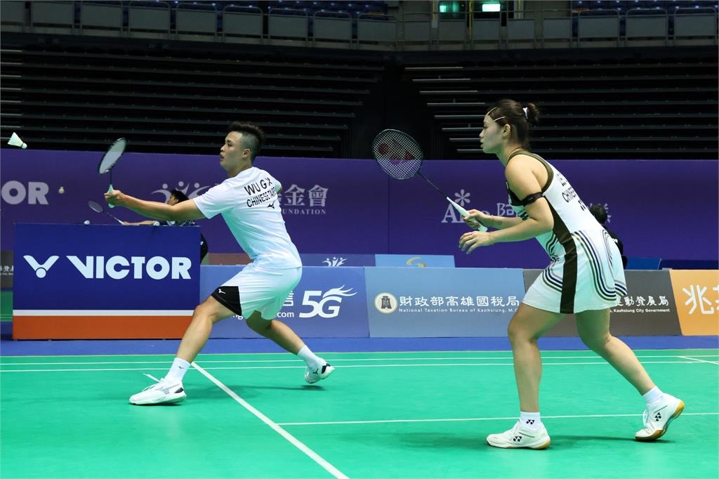 羽球/李佳馨/吳冠勳驚險逆襲!激戰3局險勝印度勁敵挺進混雙16強