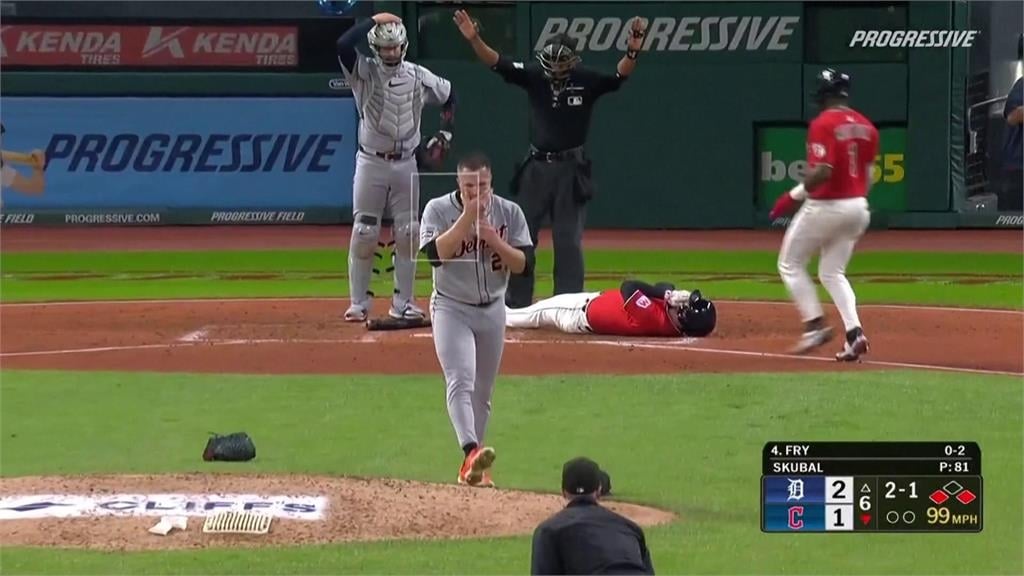 MLB(影)/超可怕!擺短棒遭「近160公里火球」砸臉 老虎王牌史庫柏嚇到不敢看