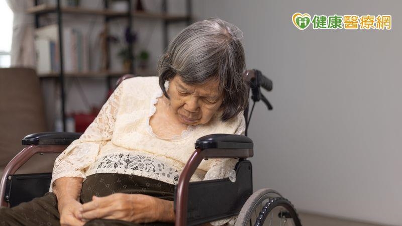 如何預防失智症？醫師提醒三大關鍵：正視、檢查、預防