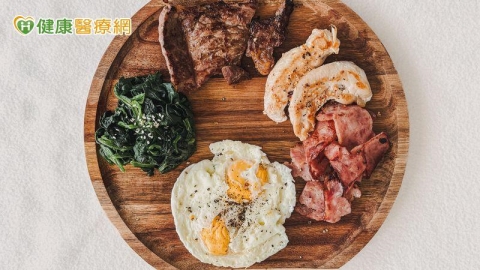 每日蛋白質怎麼吃?專家解答:豆魚蛋肉最佳比例公開