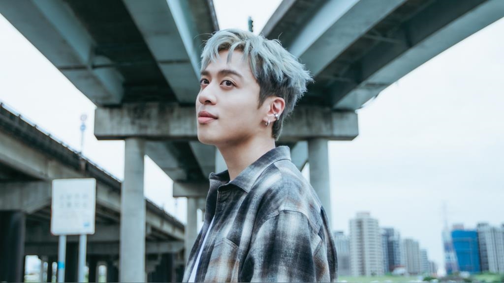 樺加沙強襲香港、台灣！港星心疼多處意外 見「花蓮重災」不捨發聲：希望一切平安