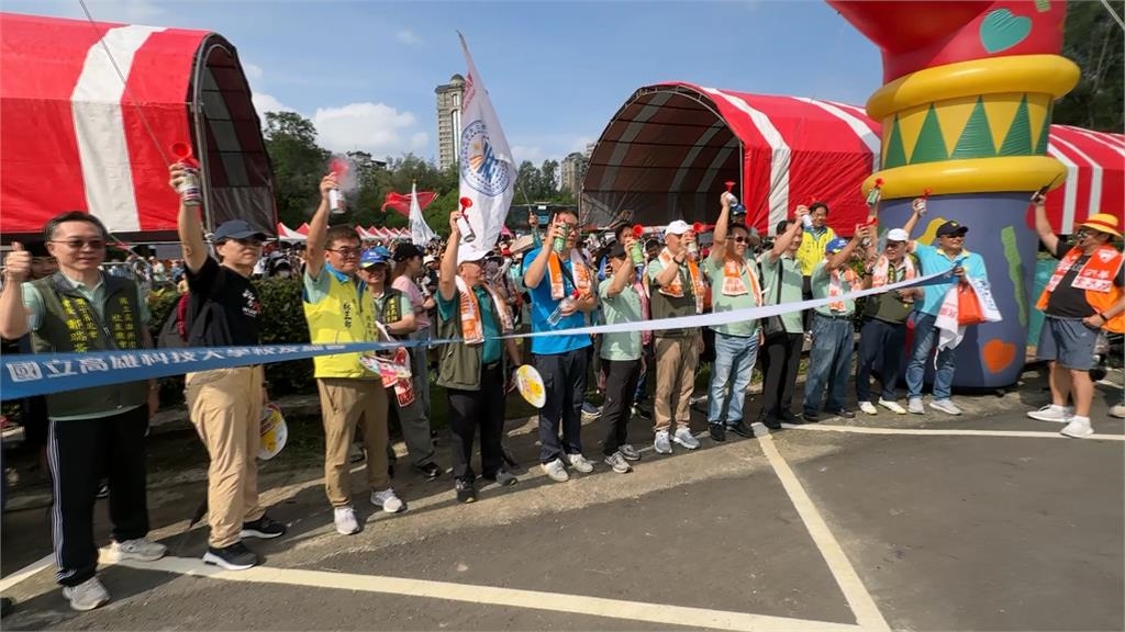 高雄科大教師節健走選戰味濃 藍綠選將到場較勁