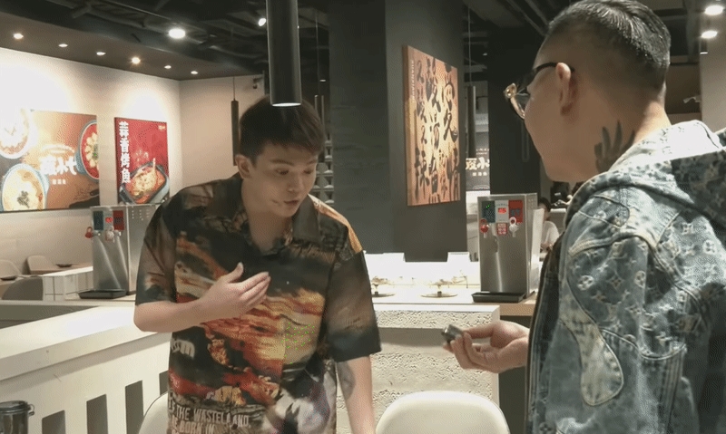 孫生才被起訴又直播鬧事!踢館蹦闆店「捏爆食物、亂丟冰塊」網轟:死性不改