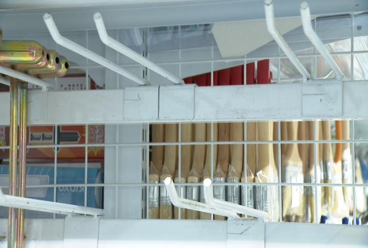 鏟子超人連假衝花蓮救災! 賣場設"超人專備專區"