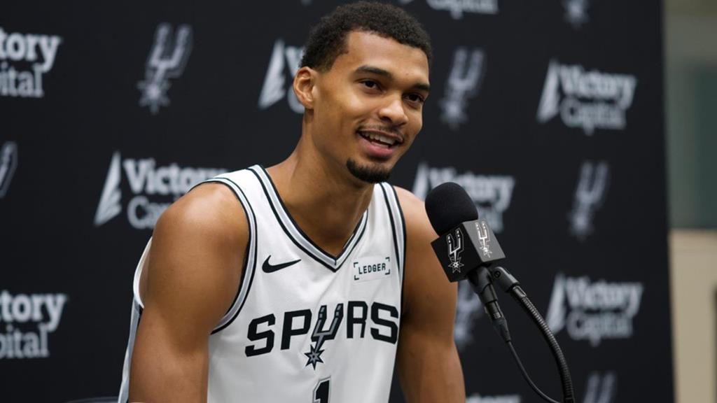 NBA／年輕真好！馬刺怪物長人文班亞馬「還在長高」　新賽季註冊竟「多了3公分」