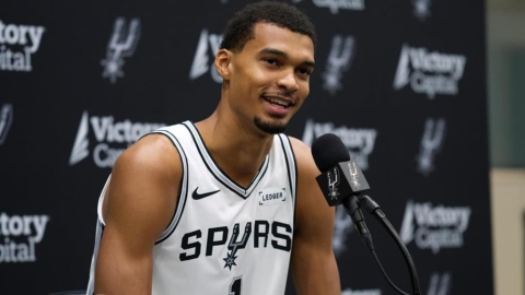 NBA／年輕真好！馬刺怪物長人文班亞馬「還在長高」　新賽季註冊竟「多了3公分」