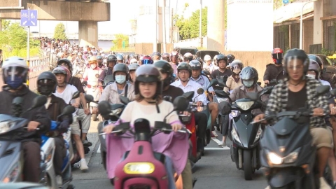 拆除圓環後福和橋機車海再現 副市長李四川大讚「這件事」