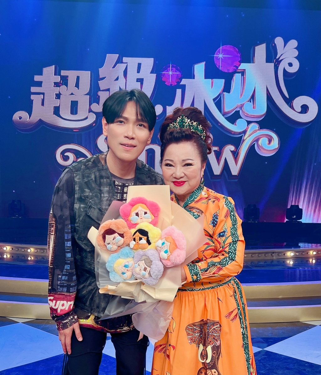 楊宗緯重摔「傷後返台」首露面！ 現身《冰冰Show》高歌曝近況 白冰冰急關心一事