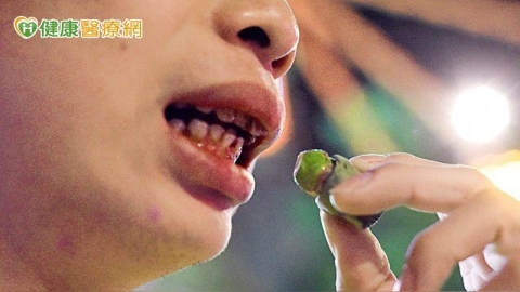 七成口腔癌確診已晚期!醫示警「檳榔+菸酒」罹癌風險高123倍
