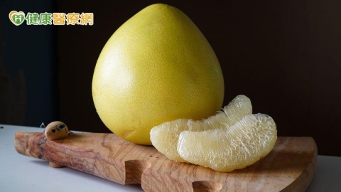 中秋柚子暗藏藥物危機 專家教你避免「藥效超速」