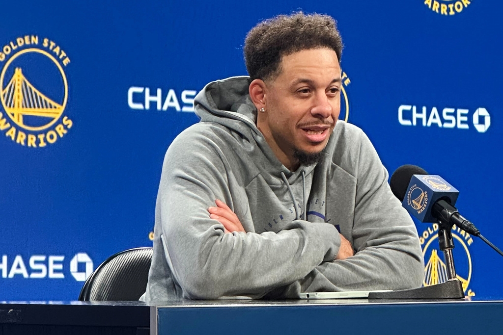 NBA(影)／「咖哩弟弟」加盟勇士正式亮相！　想買哥哥背號卻碰個軟釘子　