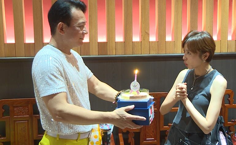 台中浩天宮邀霸氣樂團開唱　悄藏彩蛋為「她」慶生