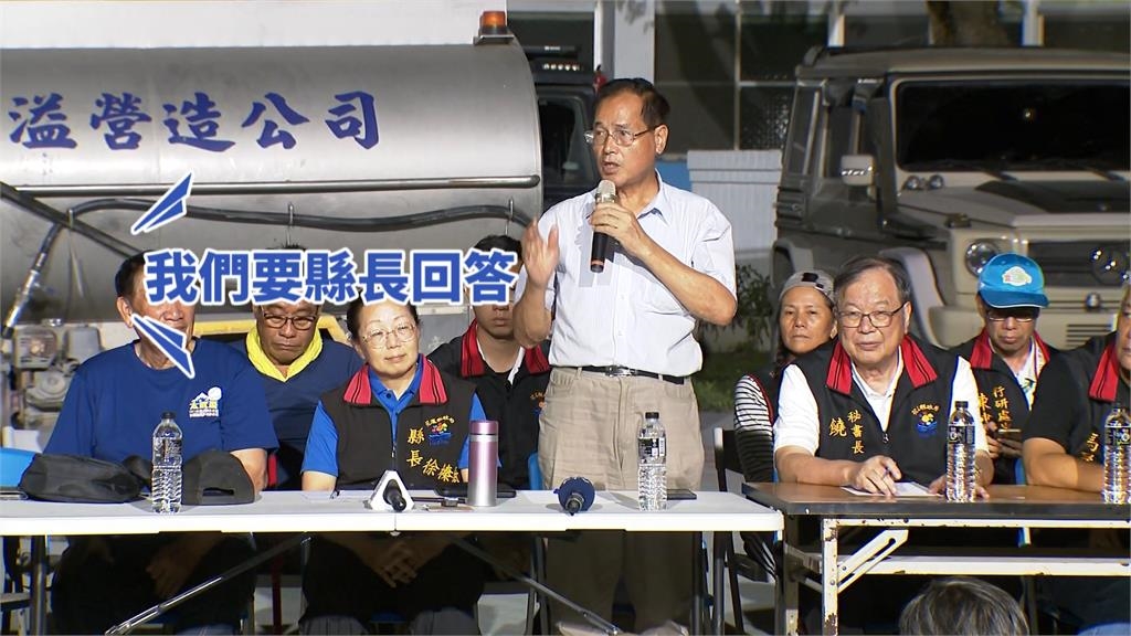 鄭天財稱「送工人去堰塞湖」用鋤頭挖 惹議被打臉