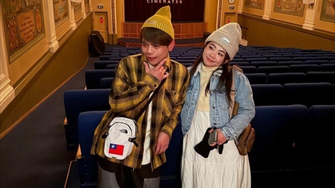 蔡阿嘎搭機「雙胞胎嫩嬰狂哭7小時」險崩潰！二伯嚇喊：絕不生第3胎