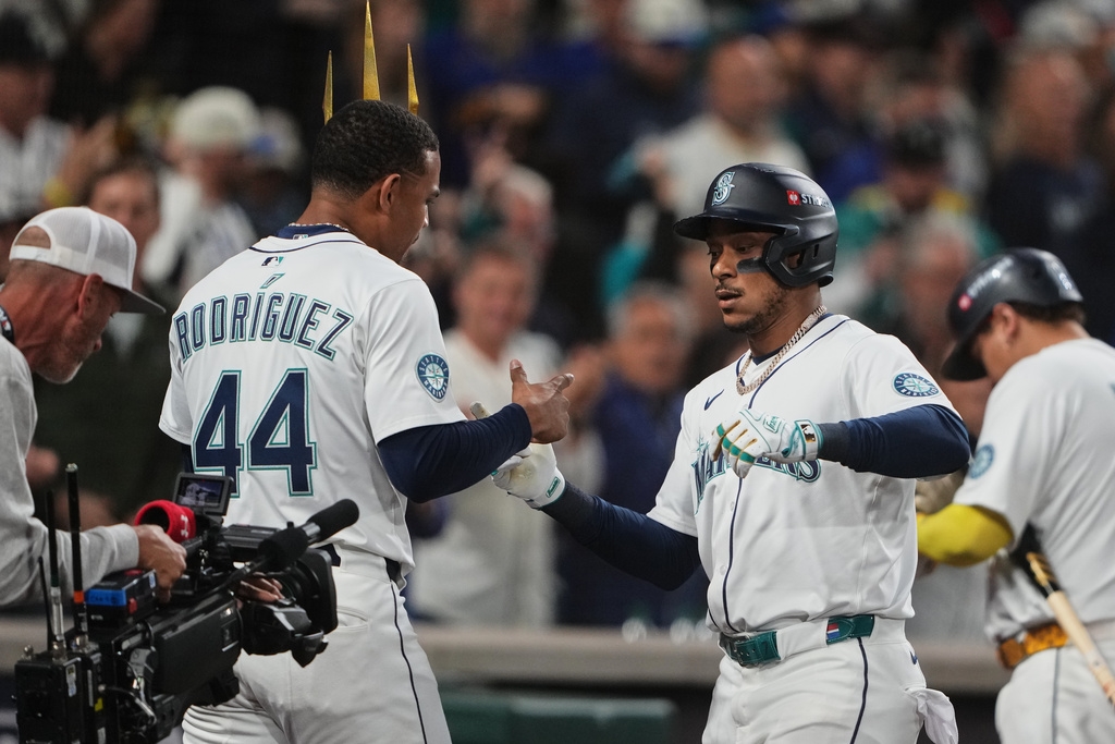 MLB(影)/全壘打王勞雷熄火沒差!波朗柯單場雙響砲棒打老虎賽揚王牌