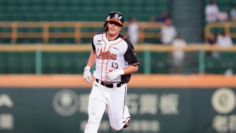 中職(影)／相隔1427天再度出現首安即首轟！獅隊陳維祥例行賽最終戰寫紀錄