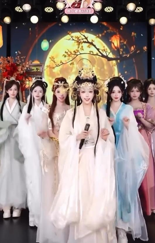 楓葉姐姐化身「最會C位嫦娥」!中秋節飆唱「這台語神曲」網嗨:竟然會