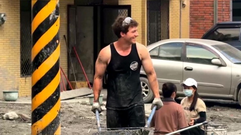 外國超人挺光復！加籍科學家來台度假反當6天志工