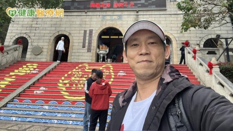 顏正國罹肺腺癌1年病逝 初期7大警訊揭!做好「護肺5習慣」戒菸為首