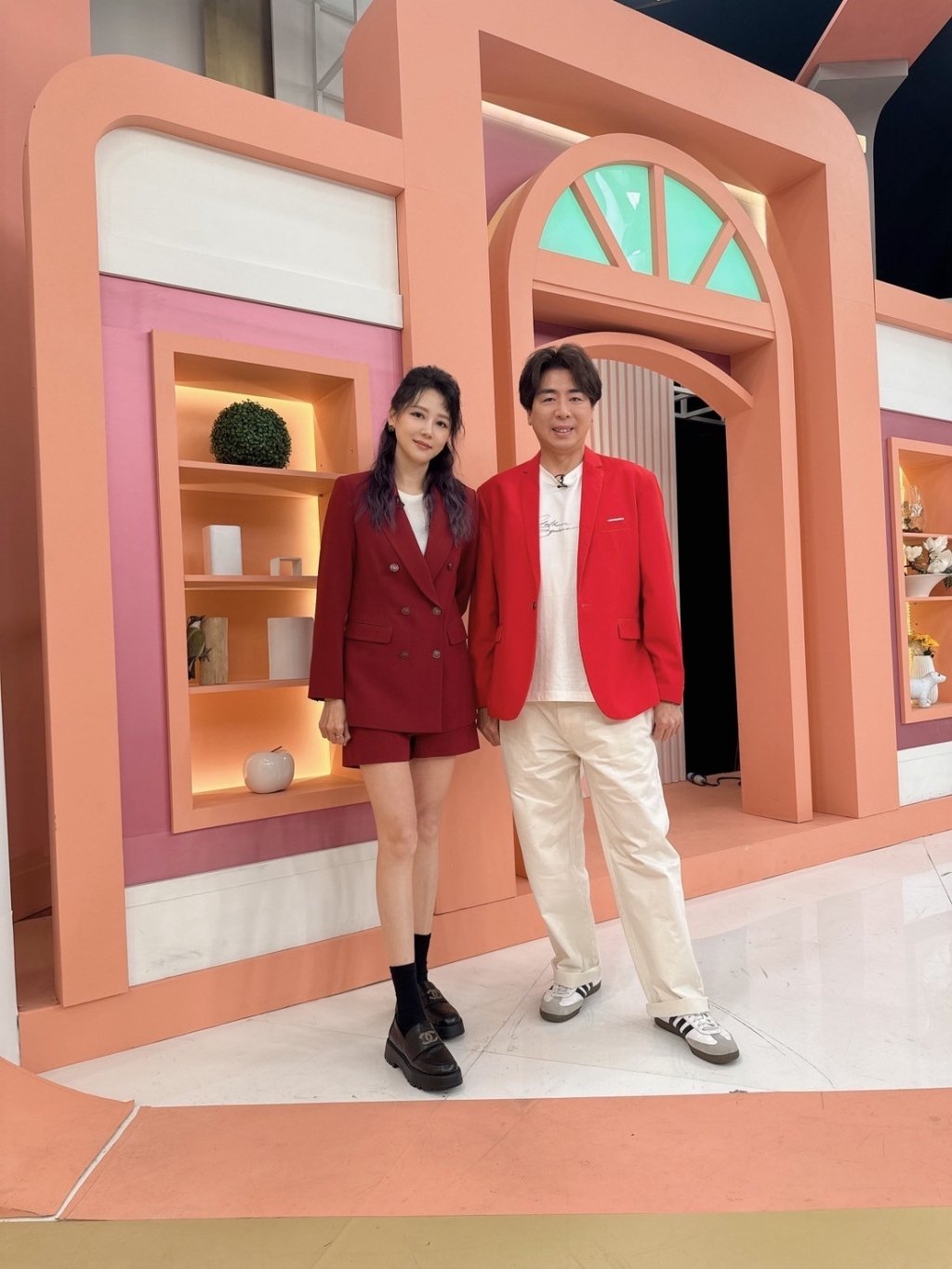 姊妹(影)/甄莉出國住飯店 無心一句話害朋友被罰1000元?