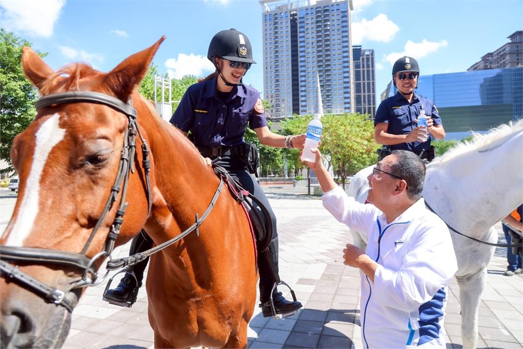 快新聞／新北騎警再登國慶舞台　侯友宜：展現城市榮耀與警察精神