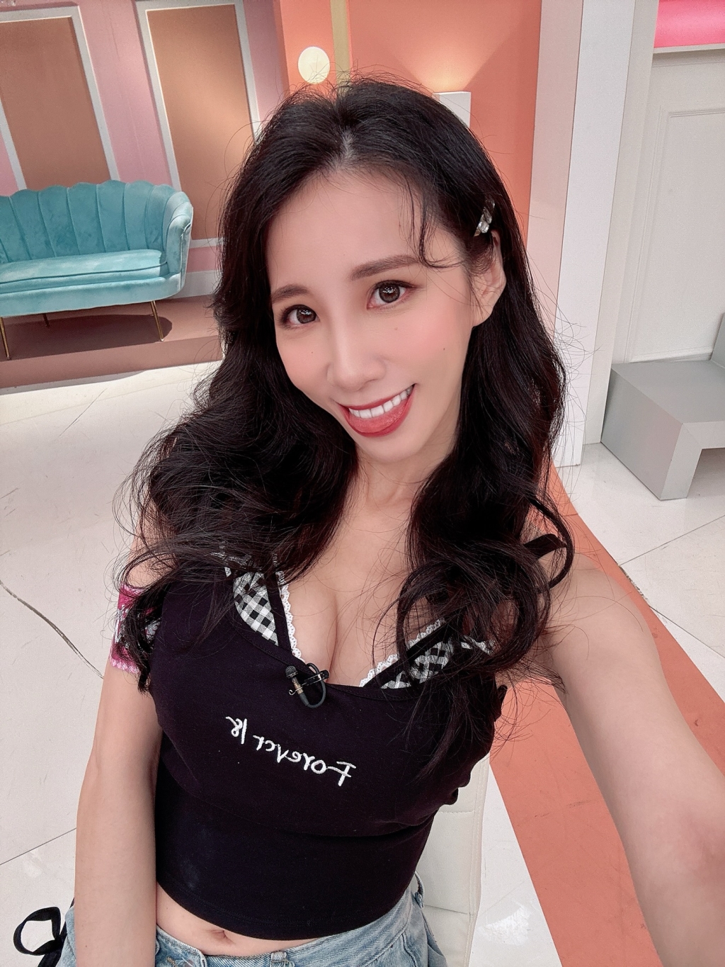 黃喬歆透露如何「省」出一間房！抗熱妙招公開：冷氣「這樣用」！