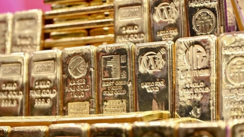 穿金戴銀！國際貴金屬價格同步創高　黃金上看「5千美元」大關