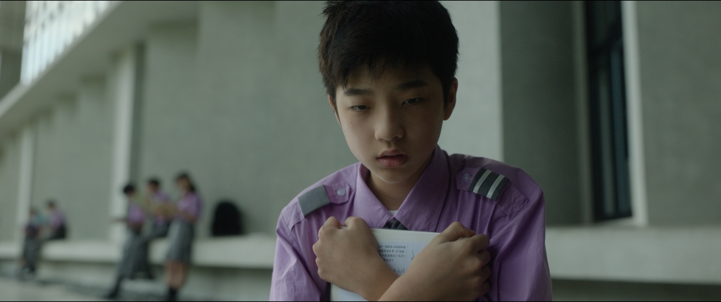 學生嘔吐、割腿血濺校園！ 黃秋生《自殺通告》驚揭可怕真相：從沒這麼痛心