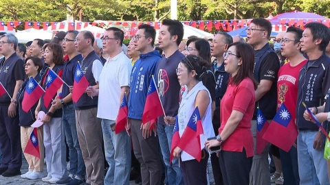 六都賀國慶! 蔣萬安沒帶兒唱國歌.黃偉哲謝市民團結