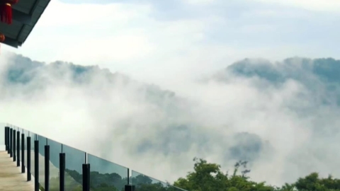 苗栗無菜單餐館三面環山 吃飯配雲海超享受