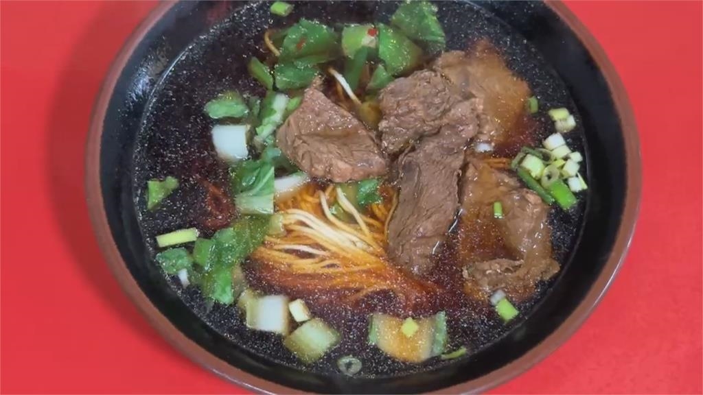 日本偶像遊高雄PO「60元牛肉麵」! 民眾驚訝:這麼便宜在哪裡?