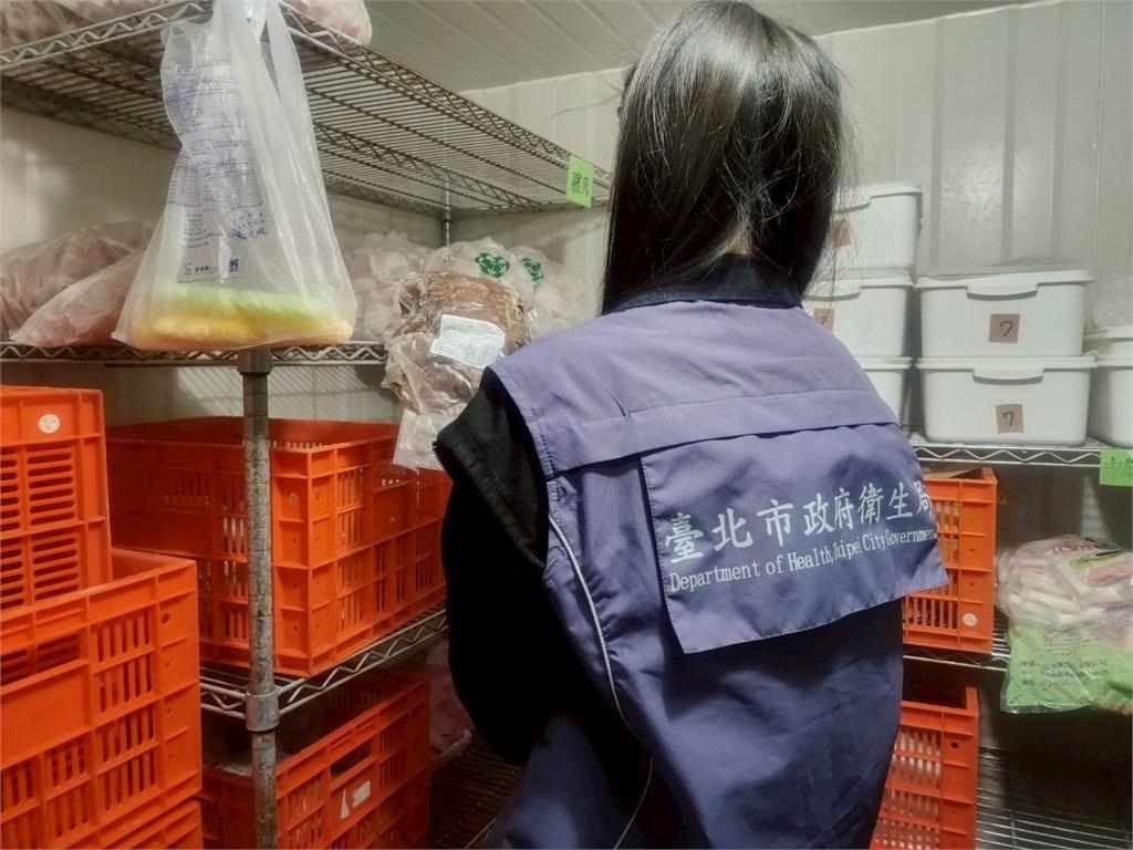 北市爆黑心豬腸風波!3天連假抽驗174家業者