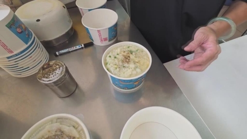 民眾外送點粥「竟用泡麵碗裝」 業者秀監視器回應了!