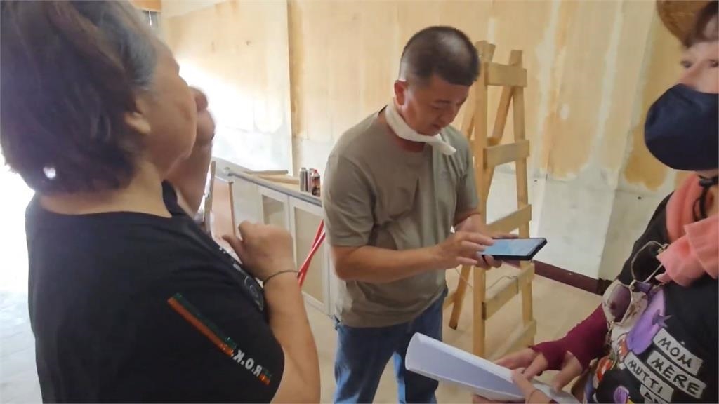 洪災過後家具全泡湯！癌末病患抱病募集當家具超人