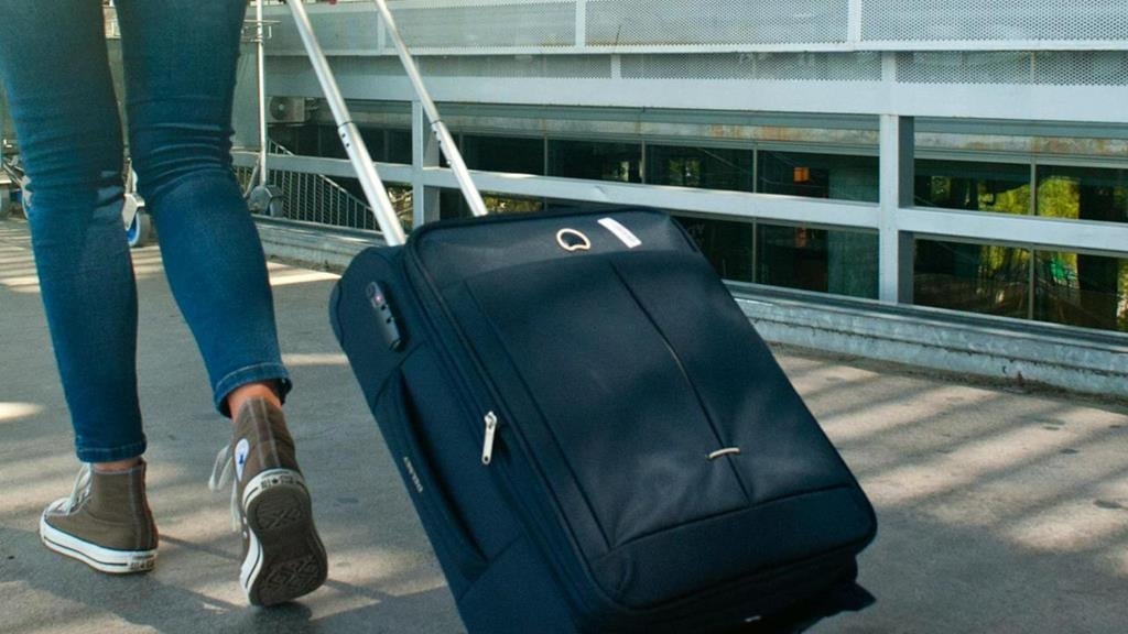 空服員「抱病上班猝逝」同事爆有震撼內幕！「座艙長冷血忽視」業者回應了