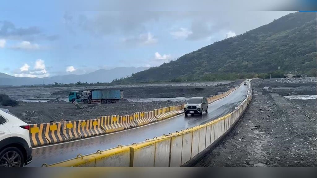 馬太鞍溪便橋「急徵１２名保全」　白天交管、晚上監控水位