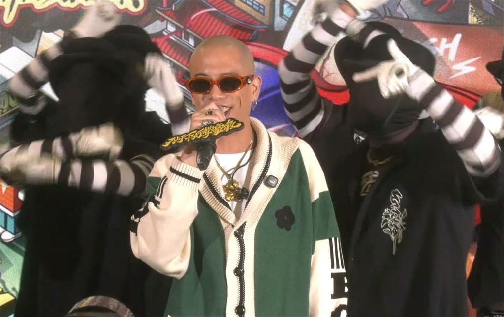 呂士軒奪獎後首露面巡演記者會　自嘲「最沒有名金曲歌王」